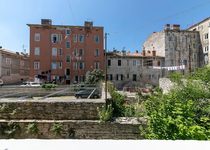 La Preziosa Pensionat Pula