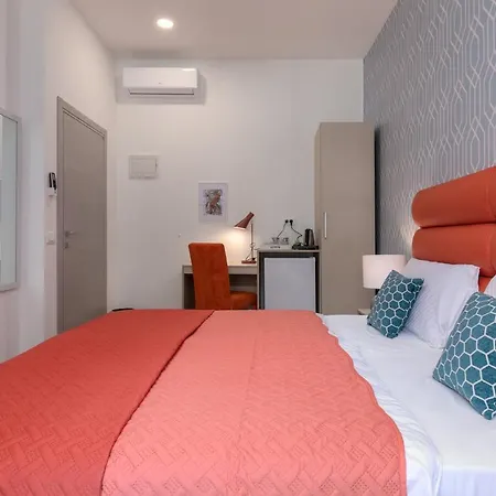 ゲストハウス La Preziosa 3*