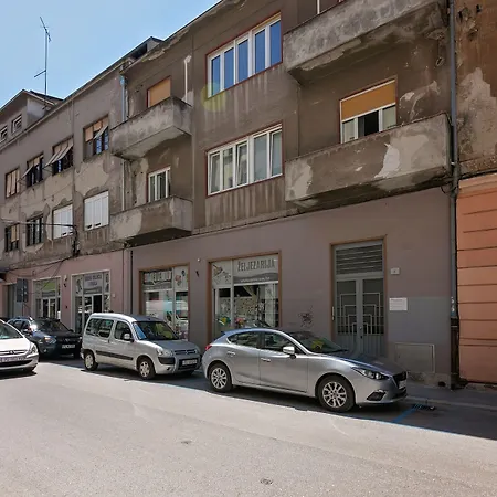 Guest house La Preziosa Pula