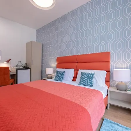 Guest house La Preziosa 3*