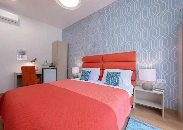 Guest house La Preziosa 3*